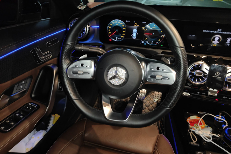 Mercedes-Benz CLA Class (Imported) 2020 immagine di auto #12