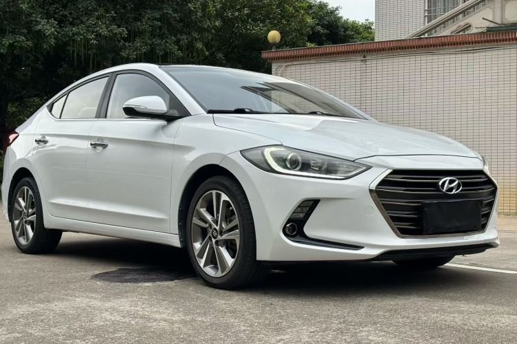 Hyundai Elantra AD 2018 car image #12