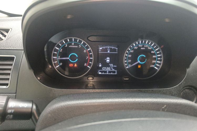 Forthing JOYEAR S50 2015 immagine di auto #12