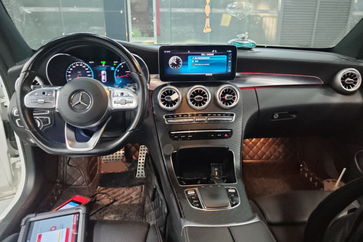 Mercedes-Benz C Class (Imported) 2021 #12 Mercedes-Benz C Class (Imported) 2021 car image #12