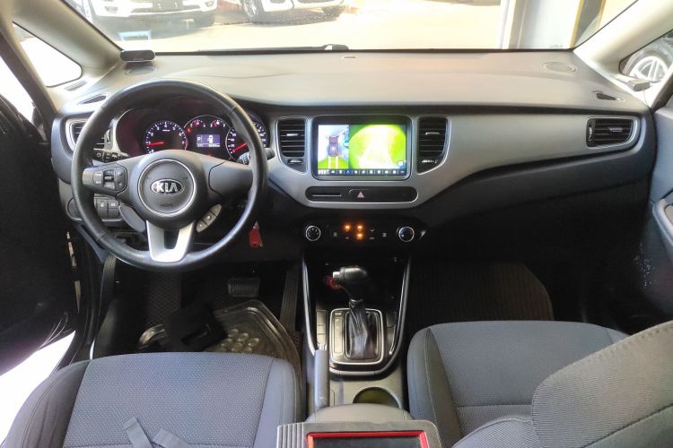 Kia Carens 2015 immagine di auto #12