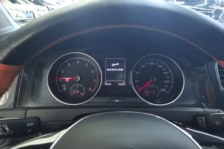 Volkswagen Golf (Imported) 2019 immagine di auto #12