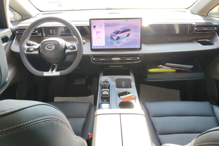 GAC Trumpchi E8 2025 car image #12