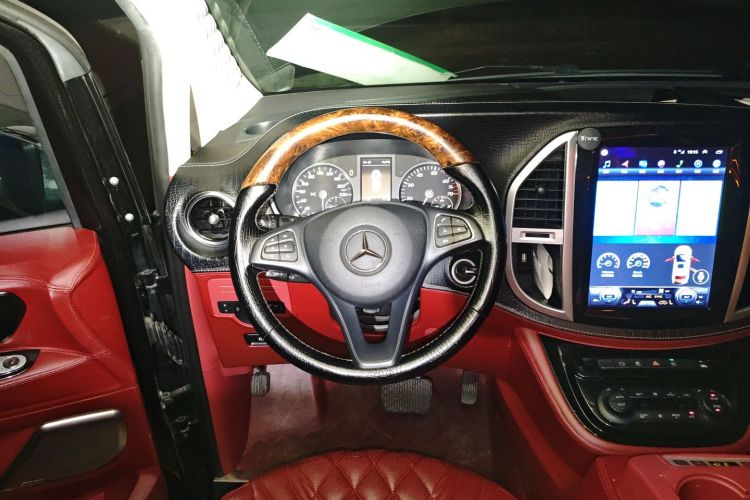 Mercedes-Benz Vito 2019 car image #12