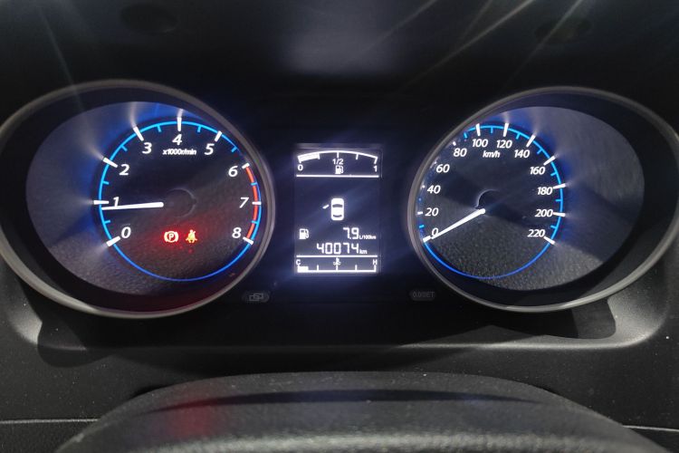 Forthing JOYEAR X3 2018 #12 Forthing JOYEAR X3 2018 immagine di auto #12