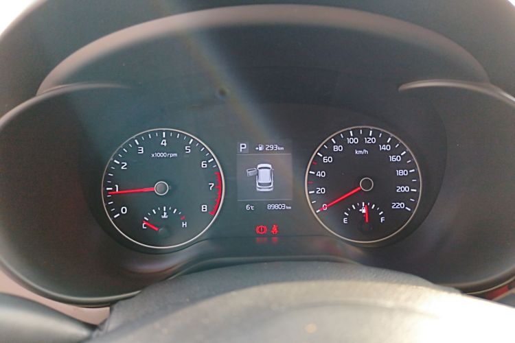 Kia Rio Cross 2017 car image #12