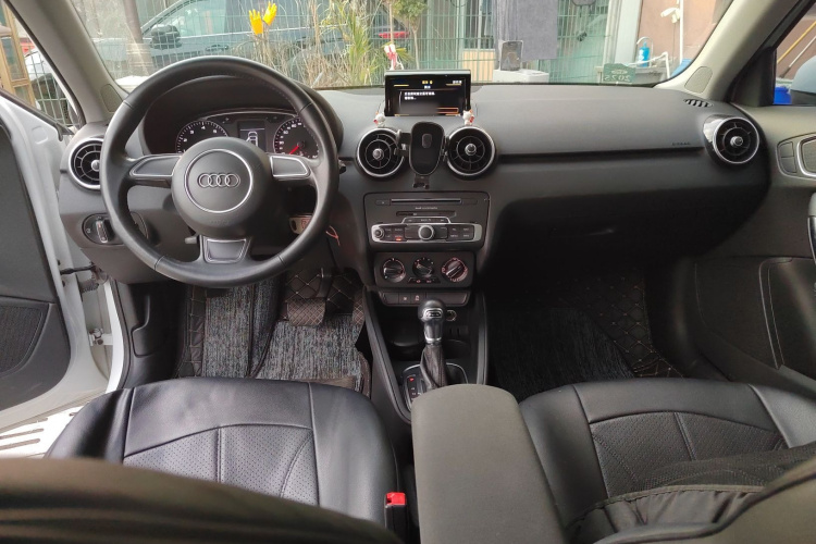 奥迪 奥迪A1 2017 汽车图片 #12