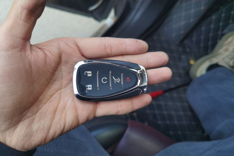 Chevrolet Blazer 2020 immagine di auto #12