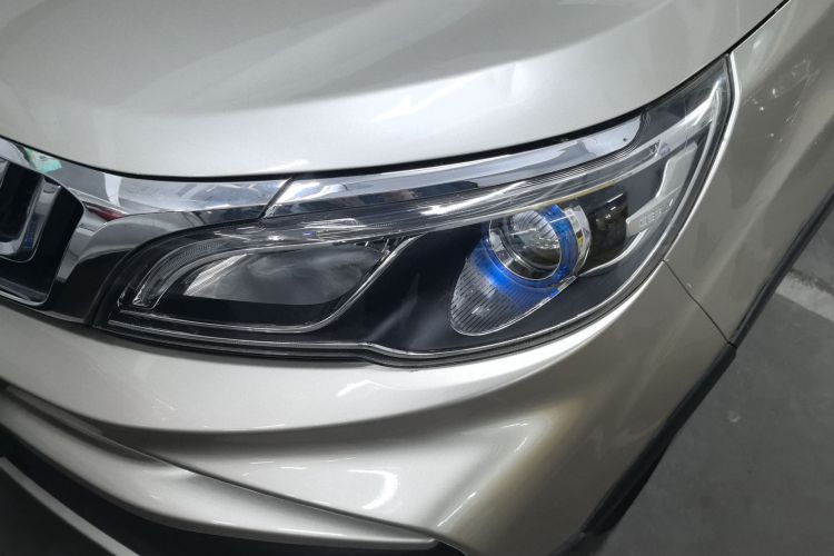Vision X3 2019 car image #12