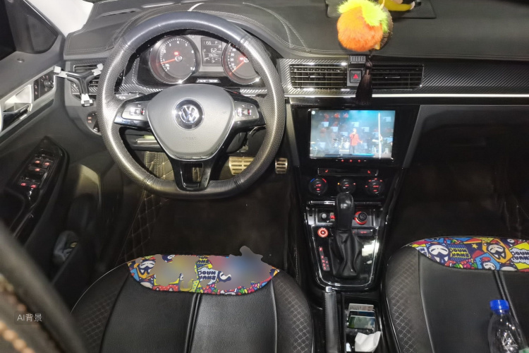 Volkswagen C-Trek 2018 immagine di auto #12