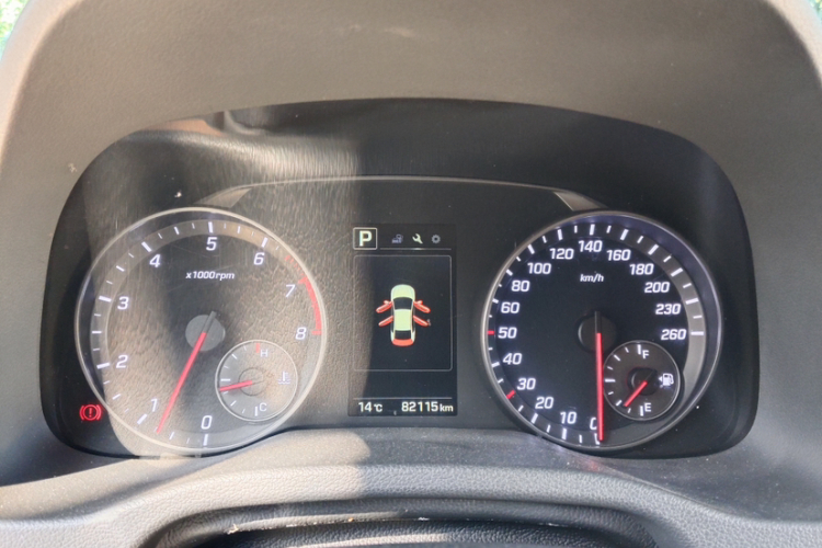 Hyundai Elantra AD 2018 car image #12