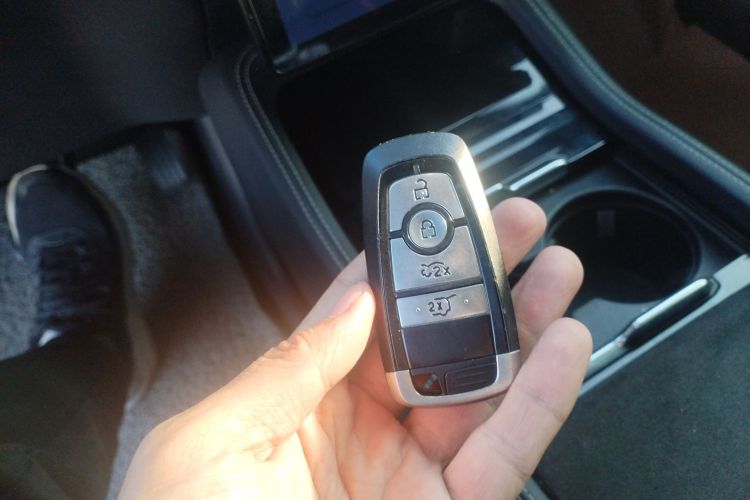 Ford Mustang Mach-E 2023 #12 Ford Mustang Mach-E 2023 car image #12