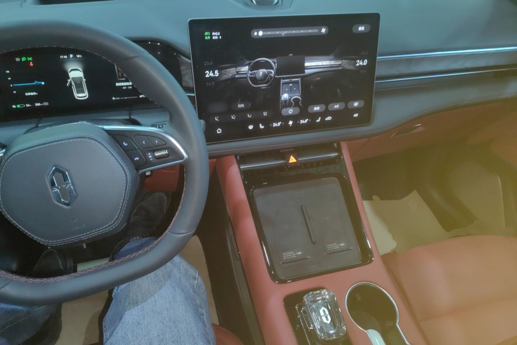 2023 car image #12