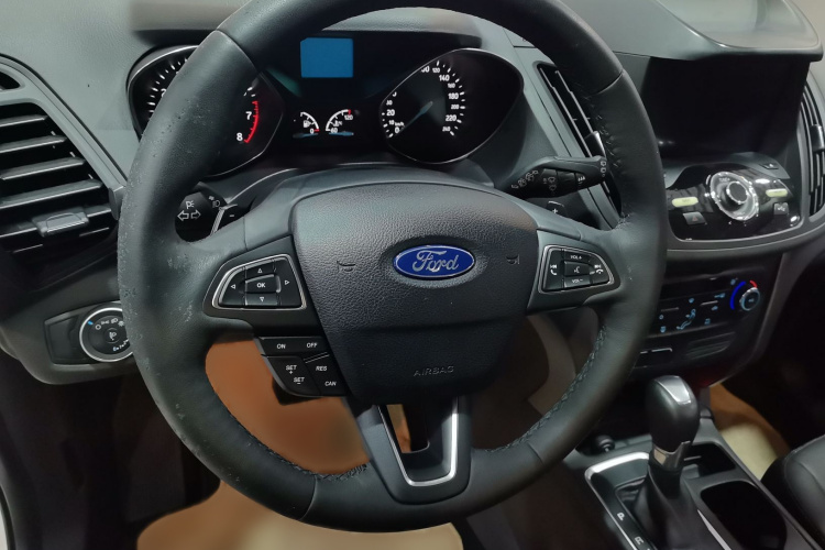 Ford Kuga 2017 #12 Ford Kuga 2017 car image #12