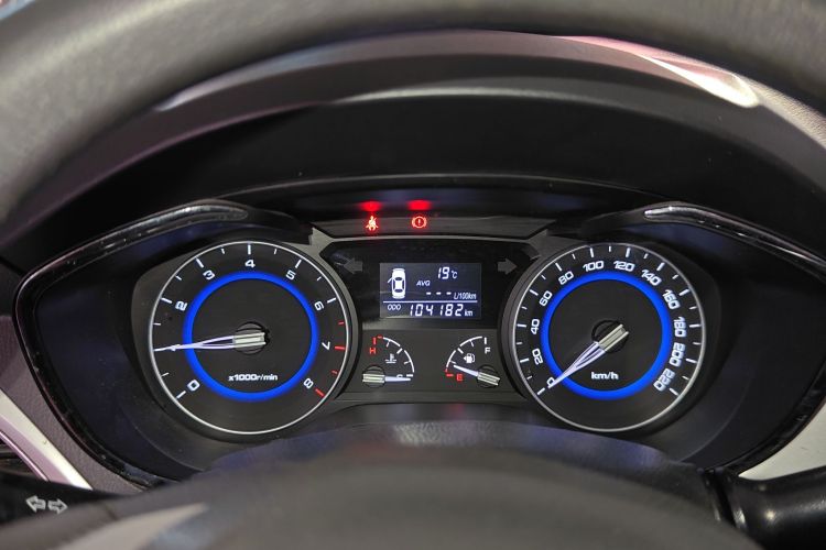 Changan Alsvin V7 2016 #12 Changan Alsvin V7 2016 car image #12