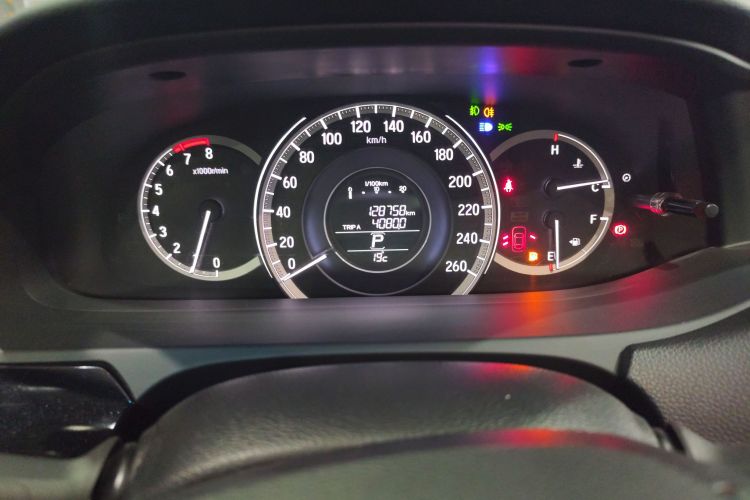 Honda Accord 2018 image de voiture #12