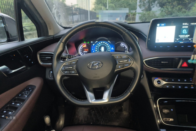 Hyundai Santa Fe 2019 car image #12