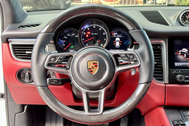 2018 #12 2018 car image #12