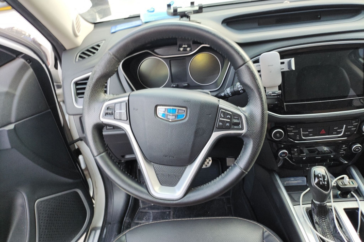 GEELY Vision X6 2018 car image #12