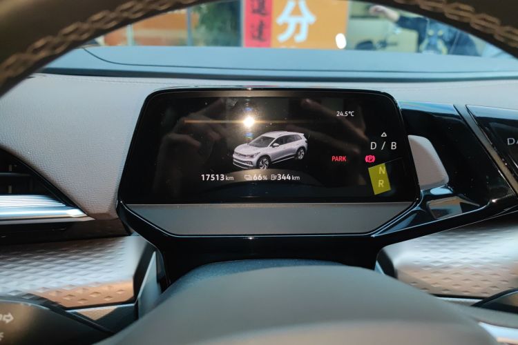 Volkswagen ID.6 X 2022 car image #12