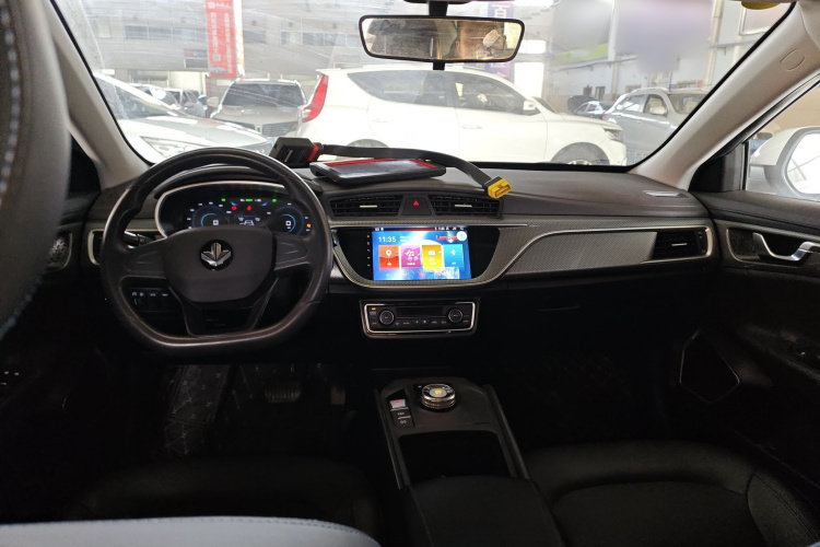 睿蓝汽车 枫叶60s 2022 汽车图片 #12