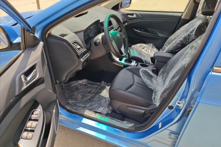 BYD e5 2022 car image #12