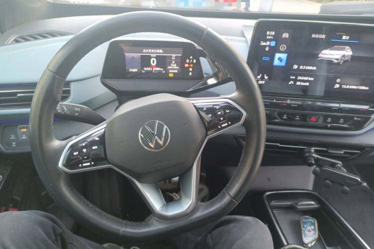 Volkswagen ID.4 X 2023 immagine di auto #12