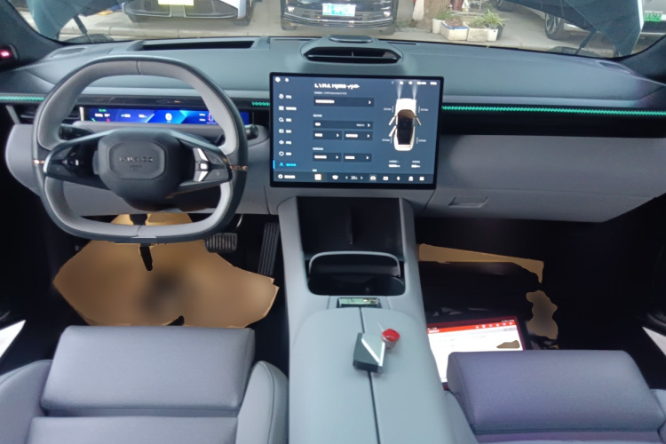 Lynk & Co 2024 #12 Lynk & Co 2024 immagine di auto #12