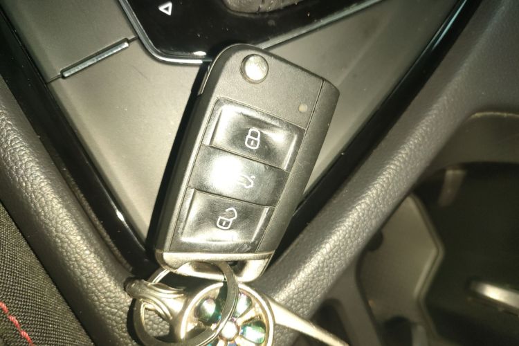 Volkswagen Tiguan X 2022 #12 Volkswagen Tiguan X 2022 car image #12