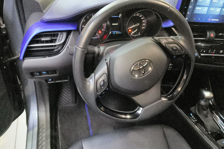 Toyota C-HR 2022 #12 Toyota C-HR 2022 car image #12