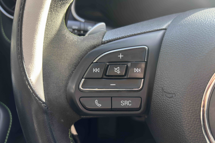 MG 6 2024 image de voiture #12