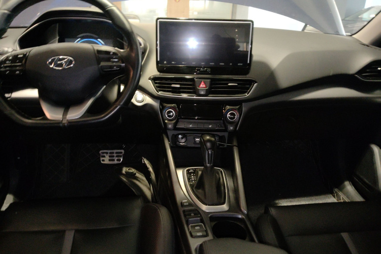 Hyundai Lafesta 2021 #12 Hyundai Lafesta 2021 car image #12