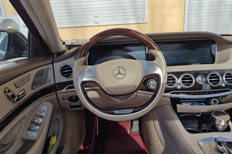 Mercedes-Benz Maybach S Class 2016 car image #12