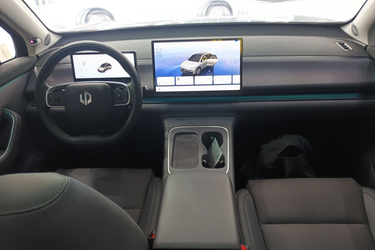 零跑汽车 零跑C10 2025 汽车图片 #12