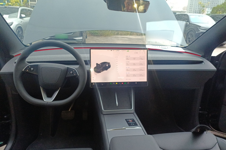 特斯拉 Model Y L 2025 汽车图片 #12