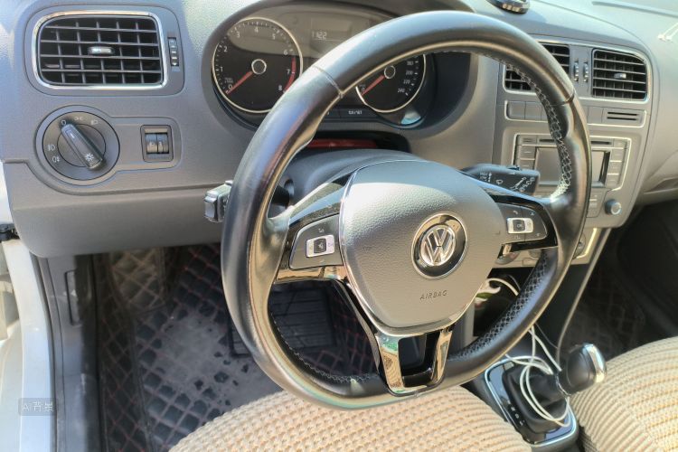 Polo 2017 immagine di auto #12