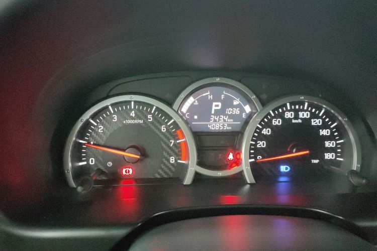 Suzuki Jimny (Imported) 2016 immagine di auto #12