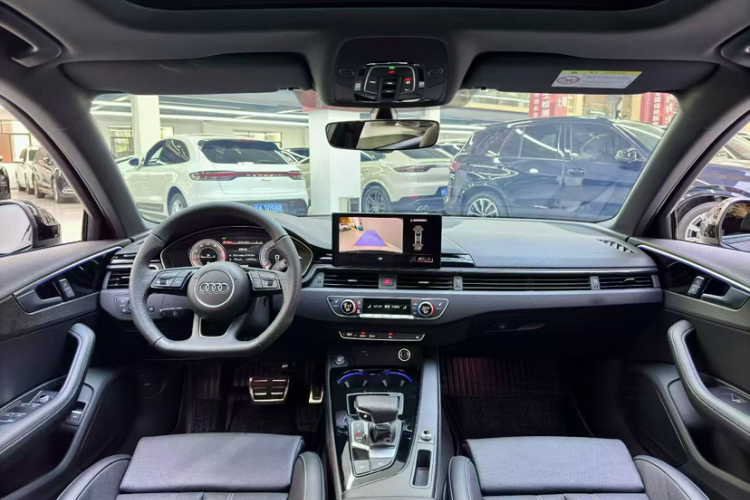 Audi A4L 2024 car image #12