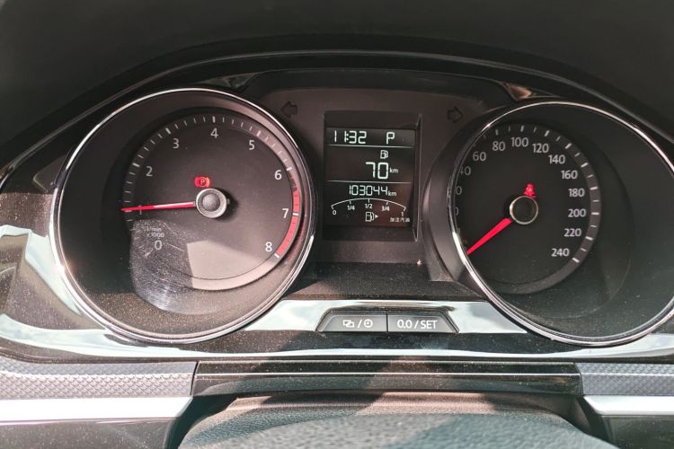 Volkswagen C-Trek 2018 immagine di auto #12