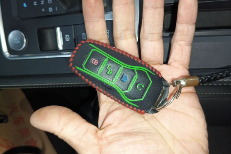 BYD Tang 2019 car image #12