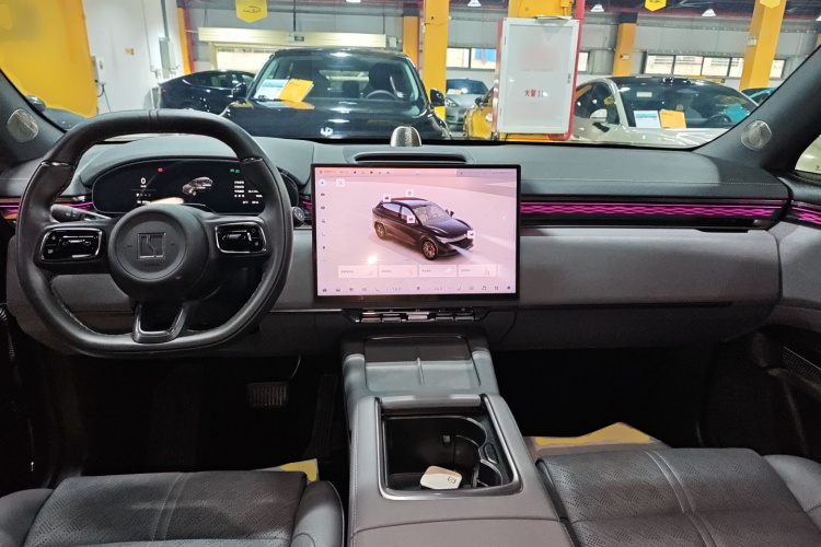 Zeekr 7X 2025 car image #12