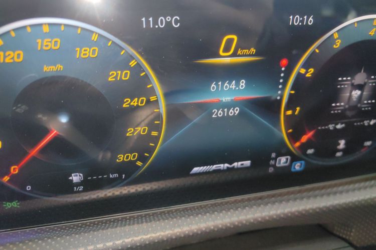 Mercedes-Benz CLA AMG 2023 imagem de carro #12