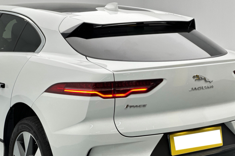 2020 car image #12