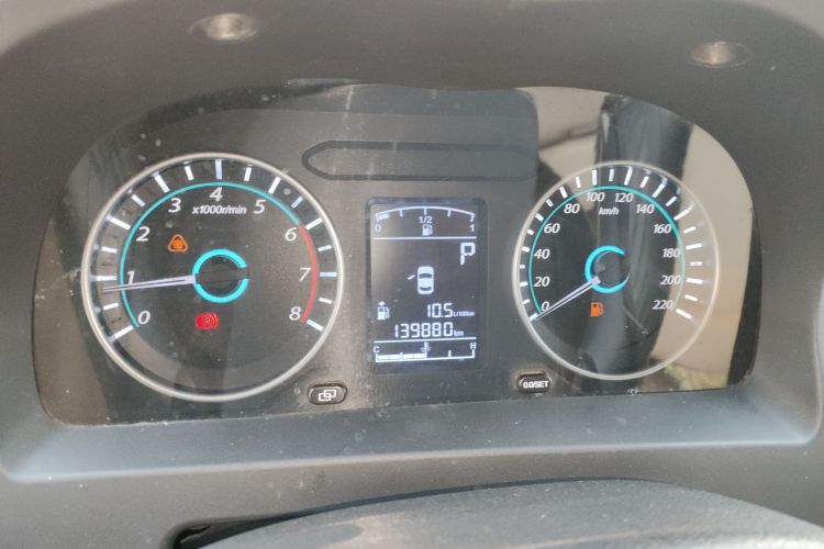 Forthing JOYEAR XV 2016 imagem de carro #12