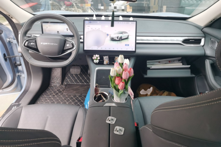 Forthing S7 2024 صورة سيارة #12