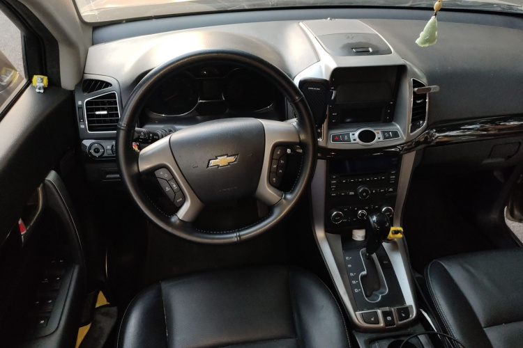 Chevrolet Captiva 2015 immagine di auto #12