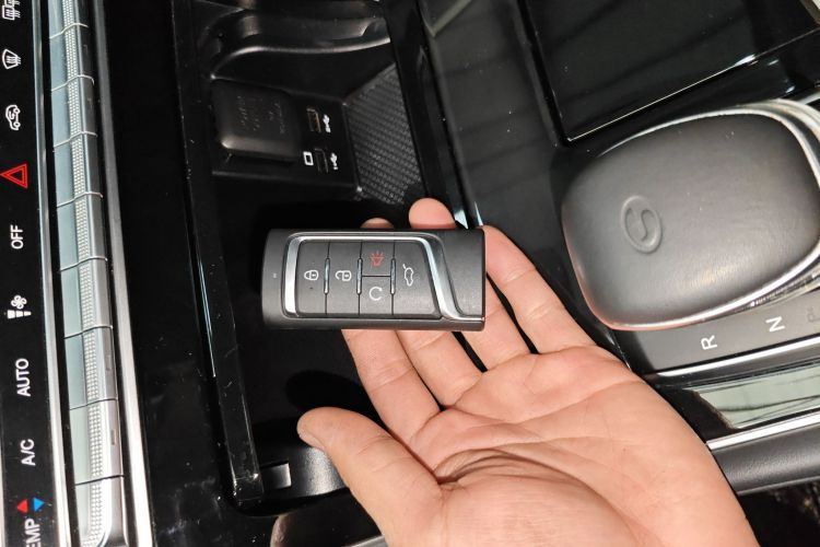 GAC Trumpchi GS4 PLUS 2022 #12 GAC Trumpchi GS4 PLUS 2022 car image #12