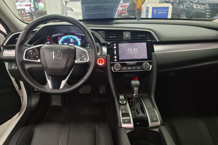 Honda Civic 2018 car image #12