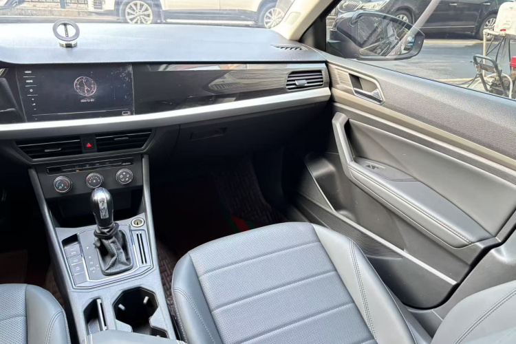 Volkswagen Lavida 2022 car image #12