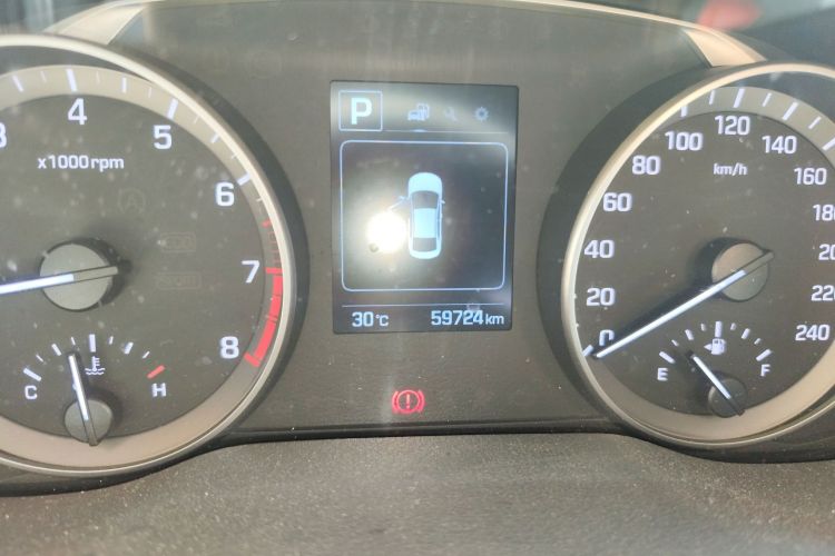 Hyundai Elantra AD 2018 immagine di auto #12